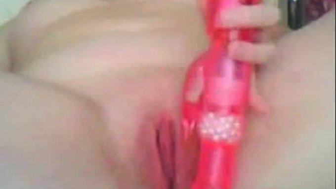 Britische Schönheit: Eine Heiße Und Kurvige Webcam-Model