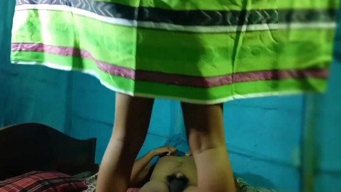 Desi-Teenager Fickt Ihren Freund In Einem Heißen Hausgemachten Video