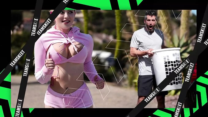 Junge Blondine Verführt Stiefvater Mit Pillen Und Wird Hart Gefickt