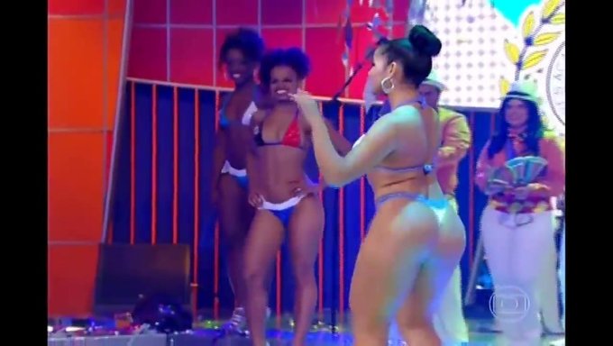 Kelley Scarletts Amateur-Schlafsaalvideo Wird Viral