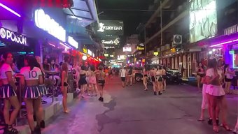 Mit Thailä...