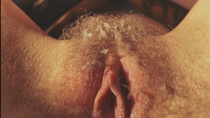Fette Teenagerin (18+) Wird Mit Dildo Besamt