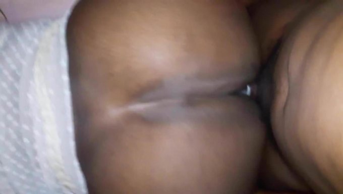 Amateur Schwarze Oma Gibt Mir Etwas Muschi Im Austausch Für Meine Dienste