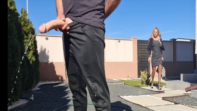 Stiefmutter Verführt Ihren Stiefsohn Und Hat Sex Mit Ihm In Diesem Video.