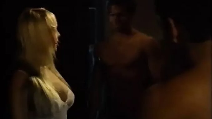 Vintage-Prominente In Einem Klassischen Vintage-Pornovideo